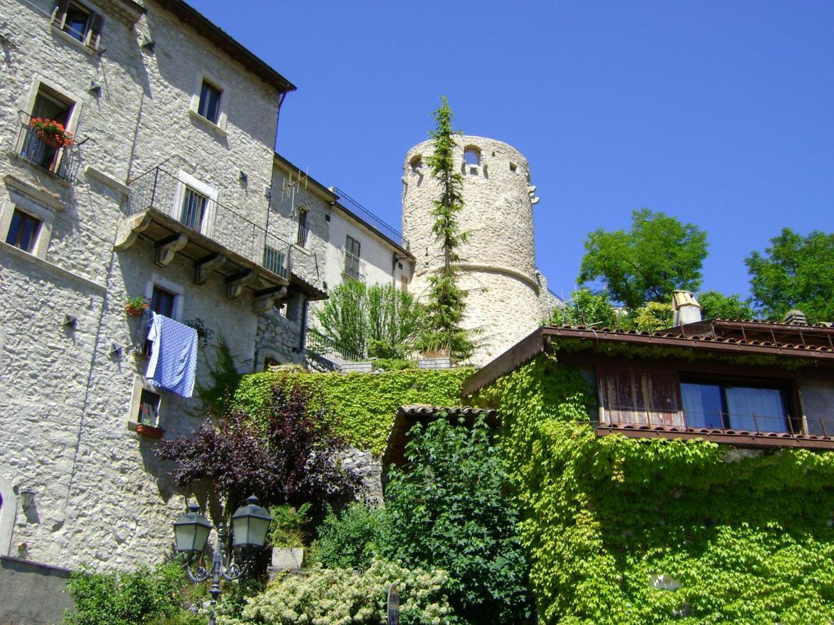 Casa Stefania Villa Barrea Exteriör bild
